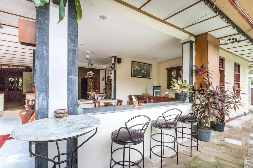 RedDoorz near Duyung Beach Sanur