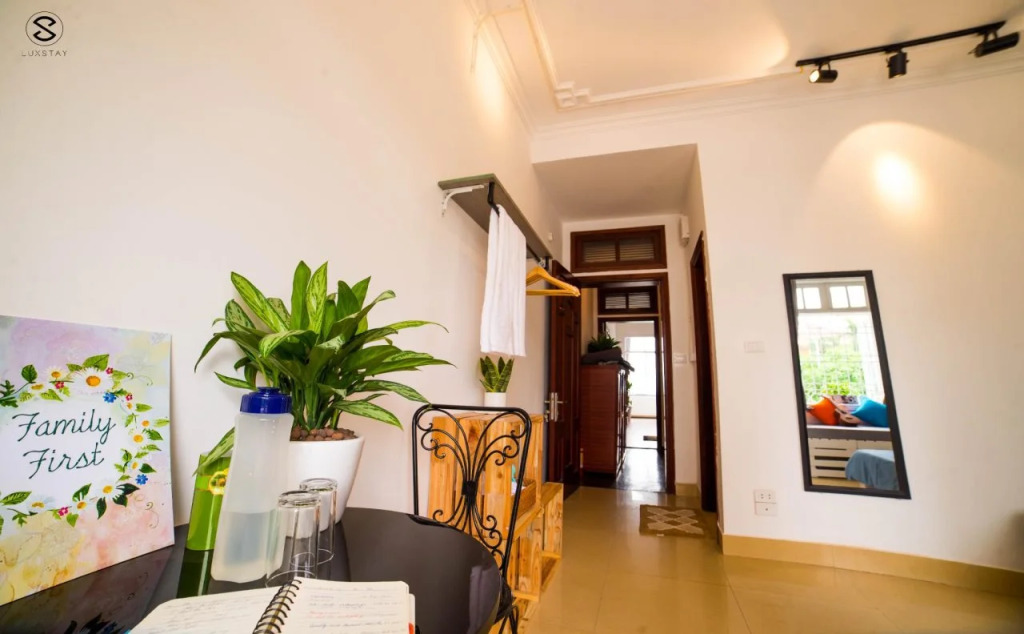 Em Am Homestay West Lake