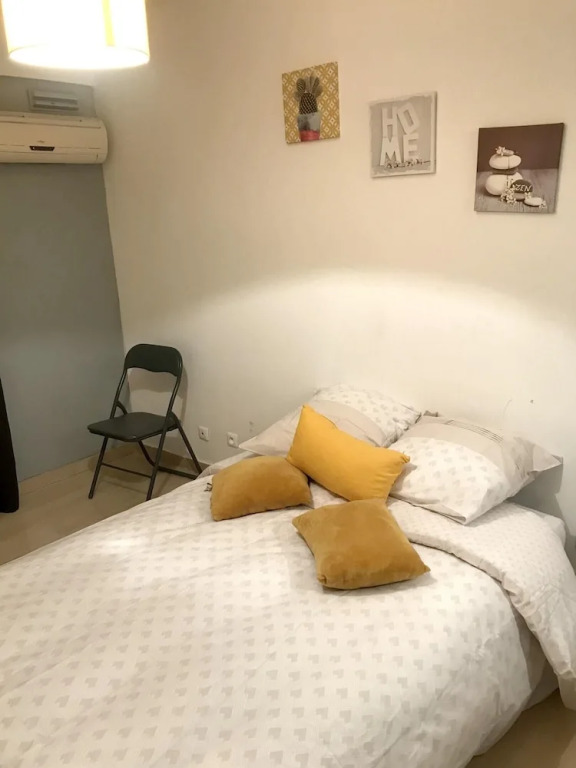 Studio In Nice With Balcony And Wifi 20 M From The Beach