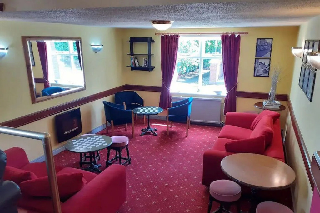 The Dodington Lodge