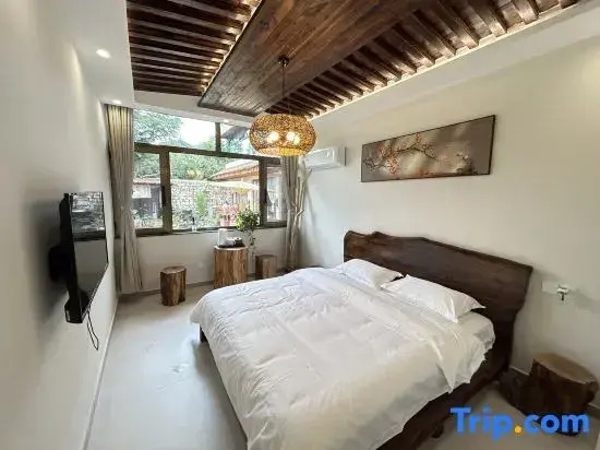 Lu Jian · Yunqi Homestay