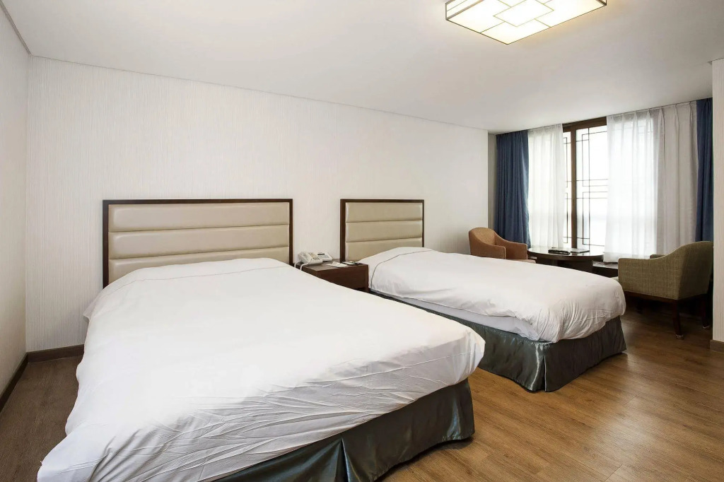 Hotel Riviera Yuseong