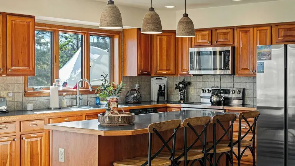 Entertainer's Home w/ Deck, Game Room & Hot Tub Lake View Retreat by Avantstay