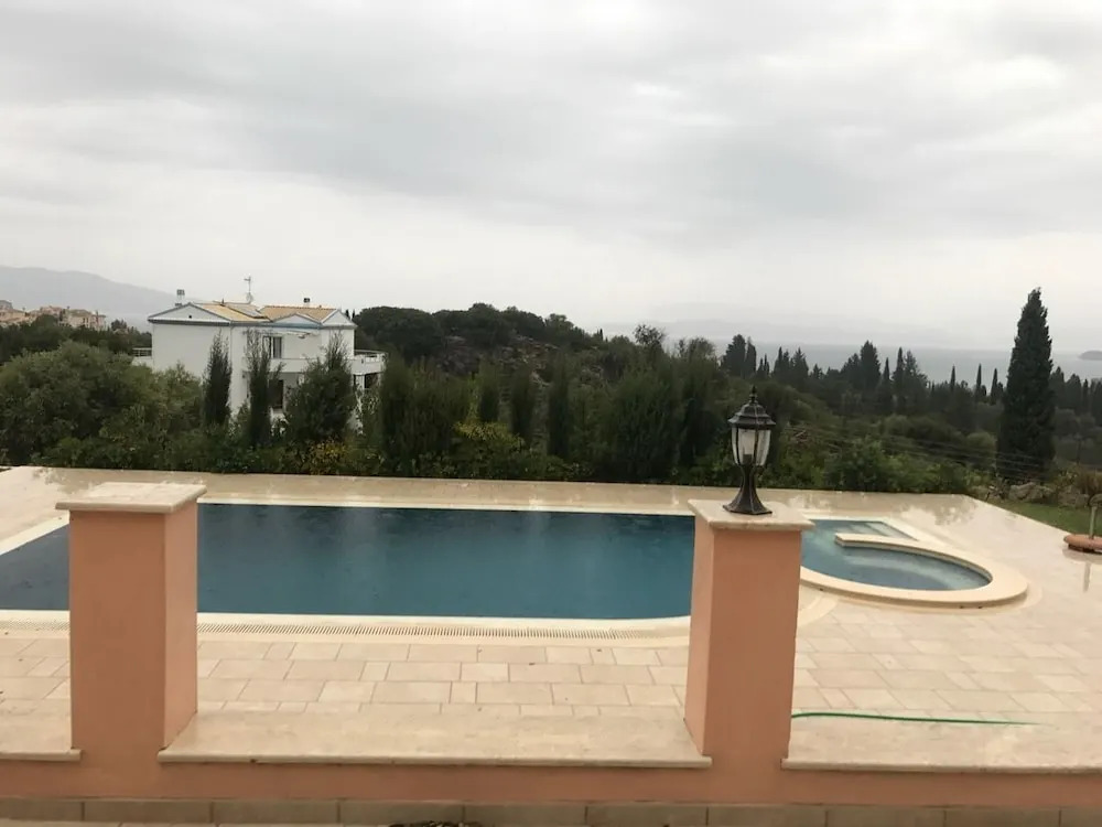 Luxury Villa in Corfu