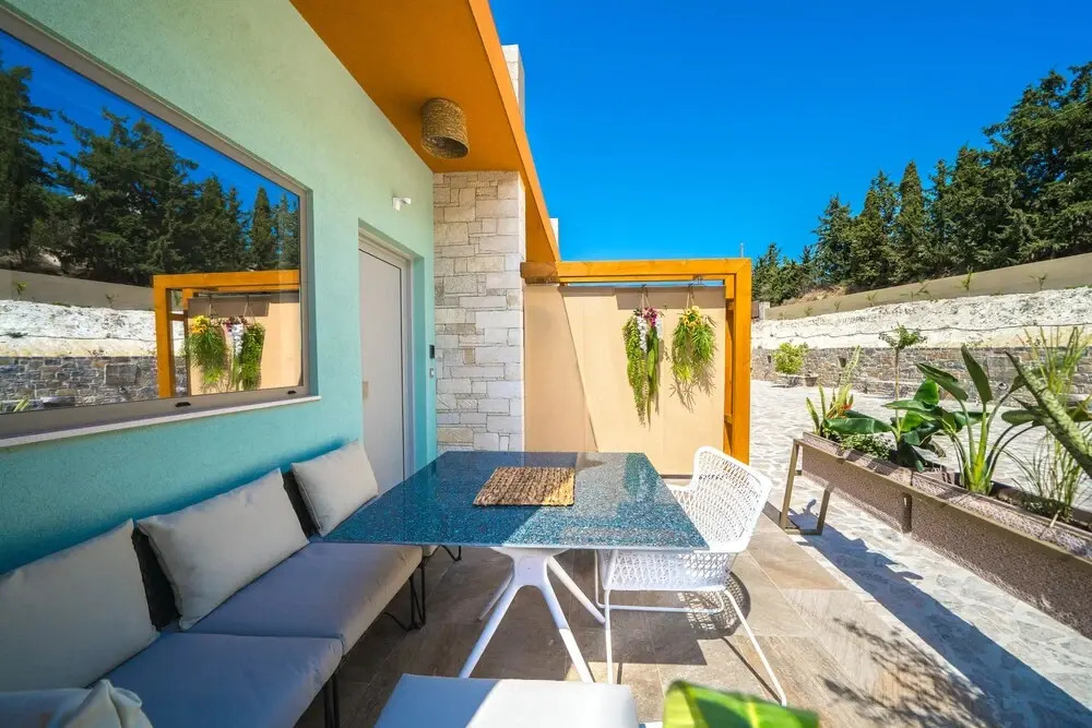 Oleas Suites 1 Sun
