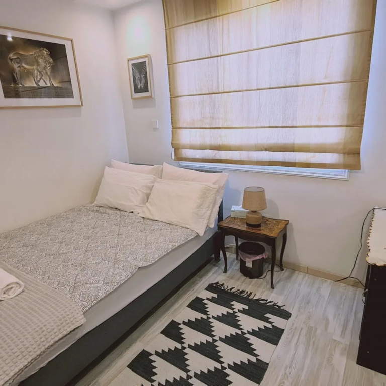 76 EGM - Stay Serenity Apartment