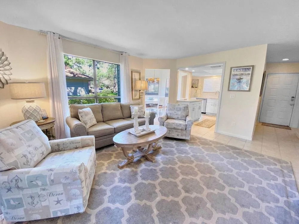 Wine Down at Fairways 202 at Sandestin by Destin Getaways