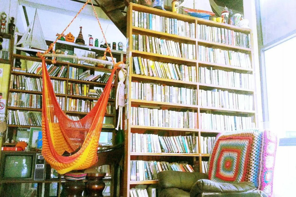 Artists Place Trat