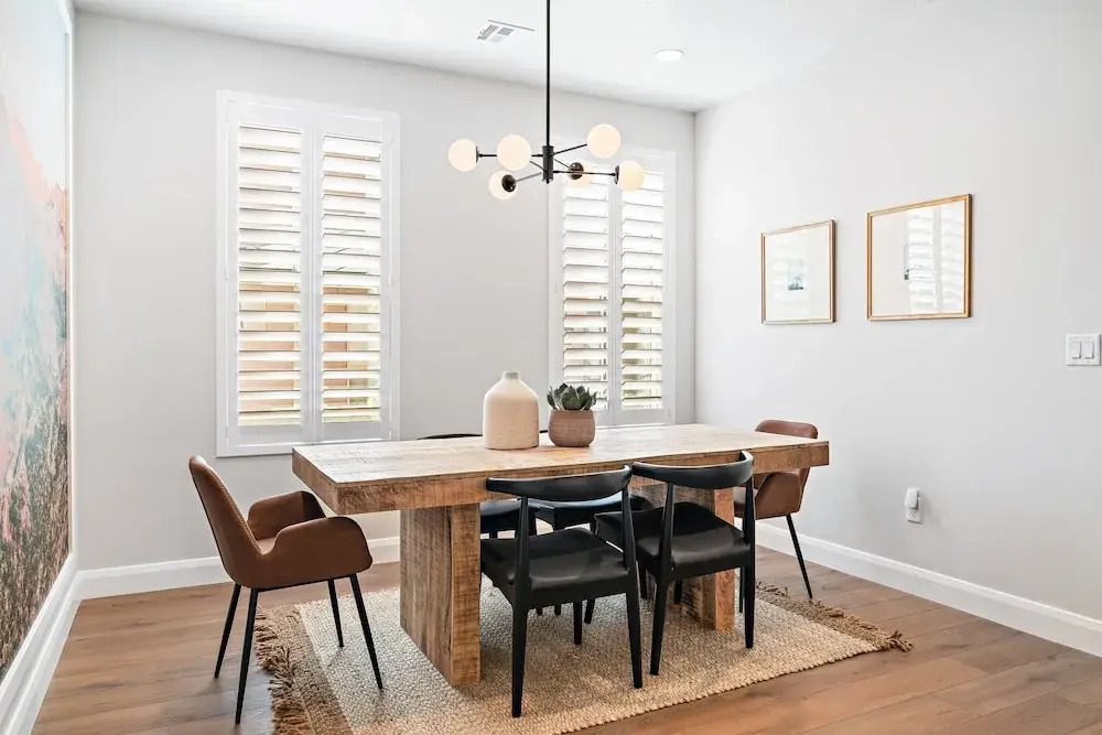 Zions Base Camp 4 Bedroom Townhouse by RedAwning