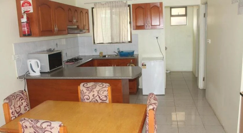 Shalini Garden Hotel & Apartments