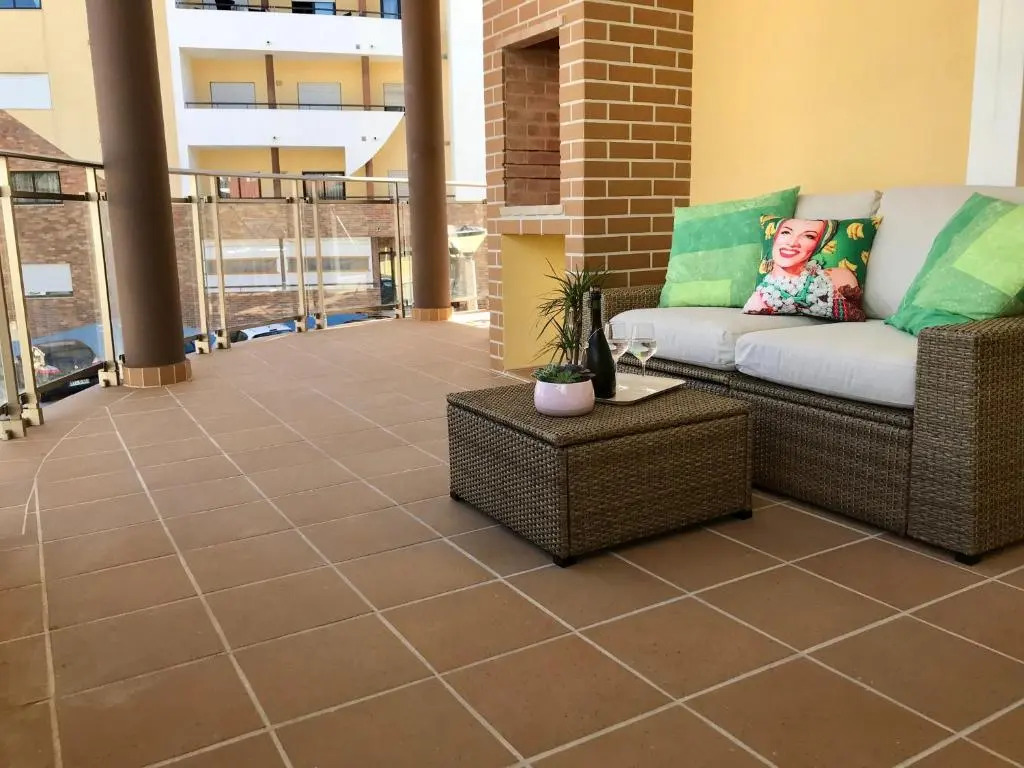 Charming 3 Bedroom Apartment Close to Historic Center-Lagos