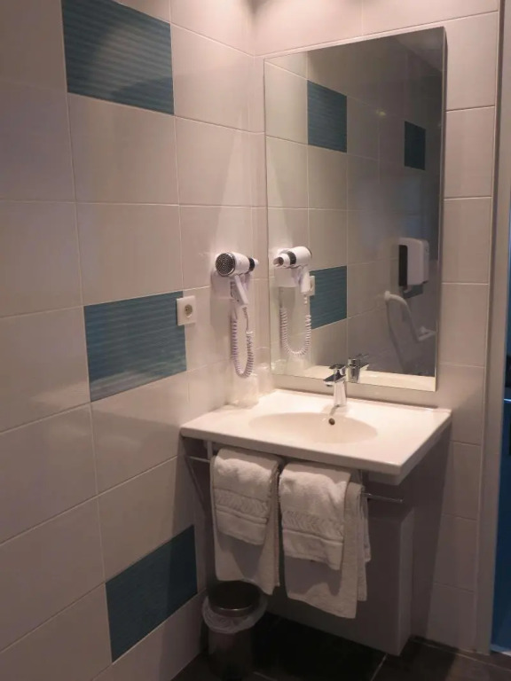 Brit Hotel Confort Dijon Sud