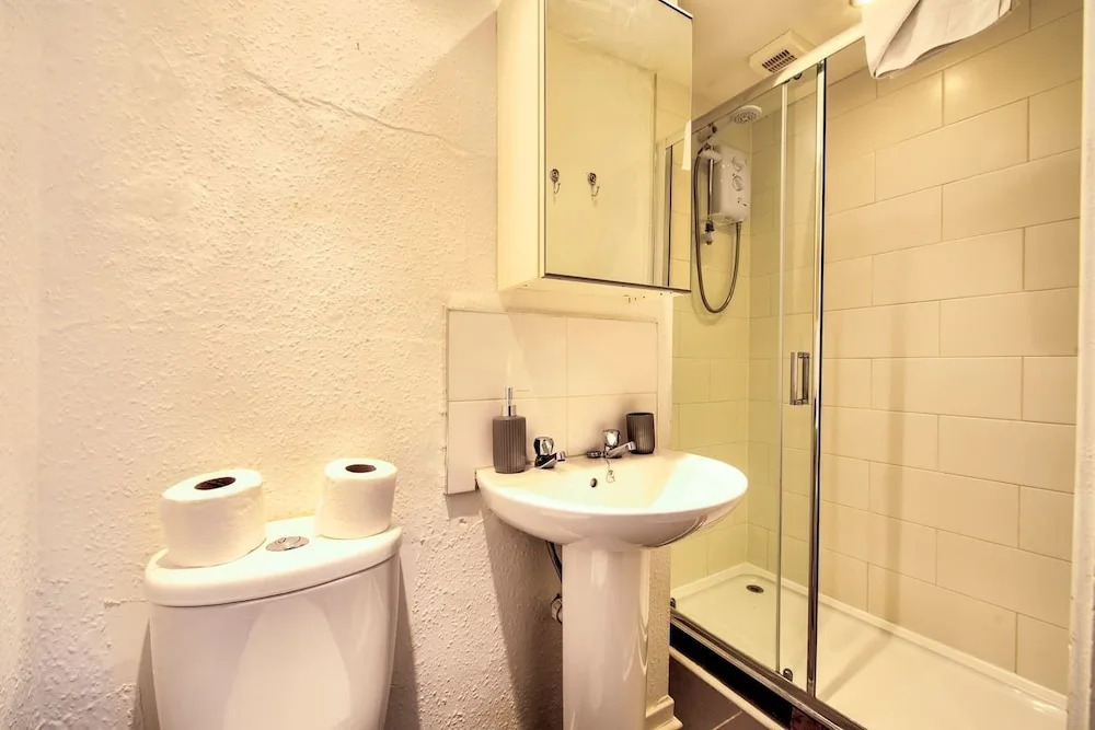 Homely 1Bdr Next To Holyrood Park