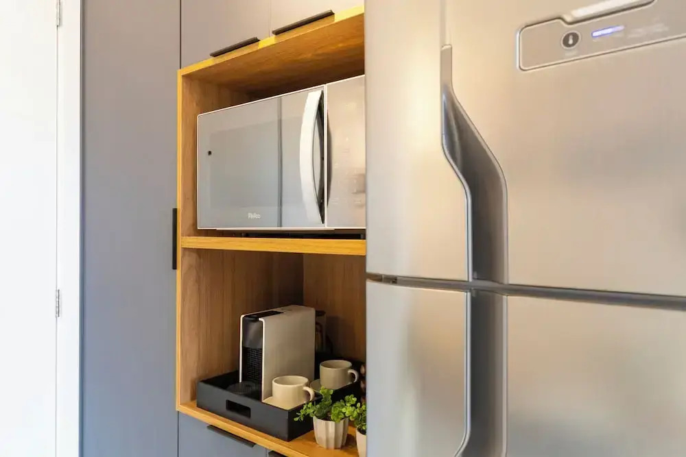 Modern, fully equipped, and well-lit with AC and gym