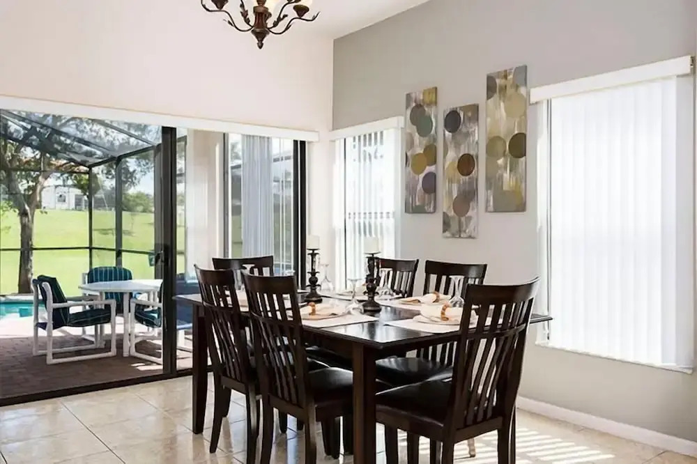 320 High Grove House 5 Bedroom by Florida Star