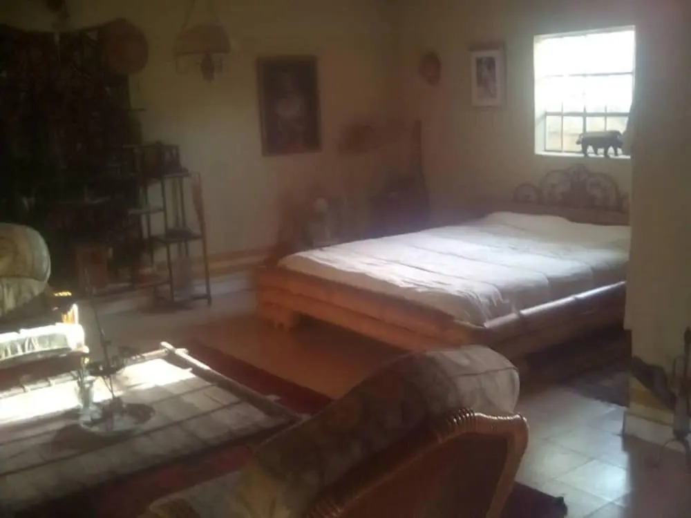 Cottage Sleeps 6 with Private Patios