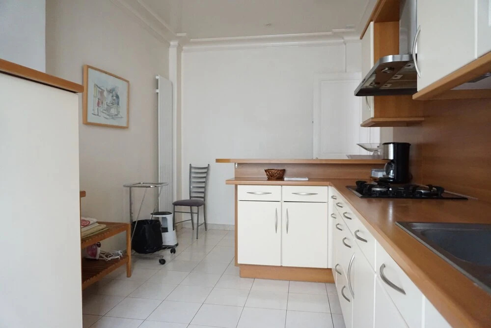 Place des Etats Unis-5 pièces-130 m² -Paris 16