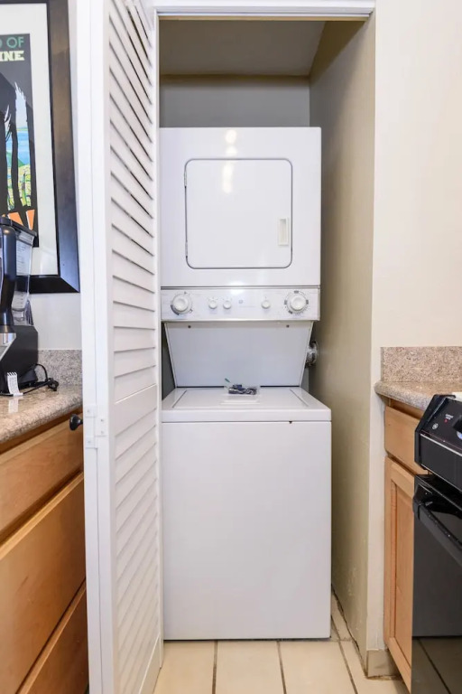 Mahana 602 Studio Bedroom 1 Bathroom Condo by Redawning