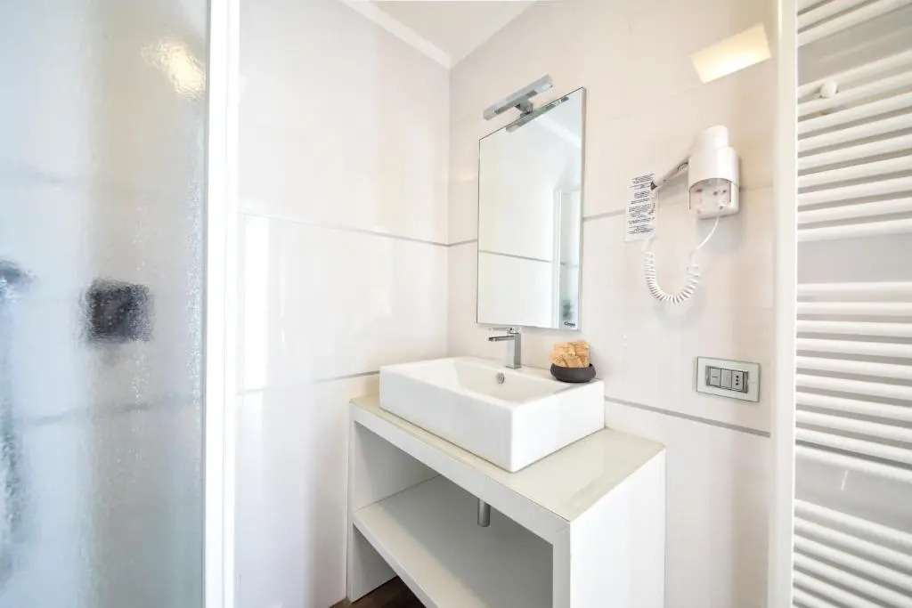 H2O ROOMS