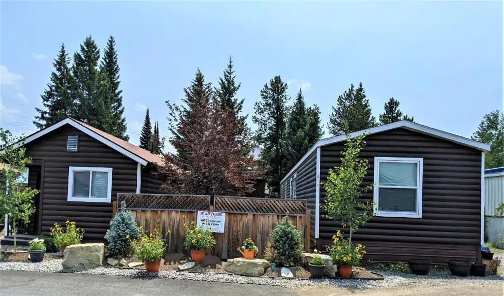 9 Bar W Cabins