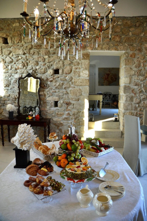 Scilla Maris Charming Suites-Restaurant