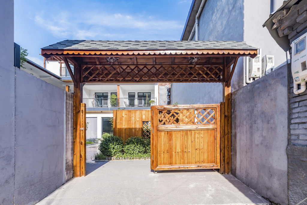 Yishan Residential Residence