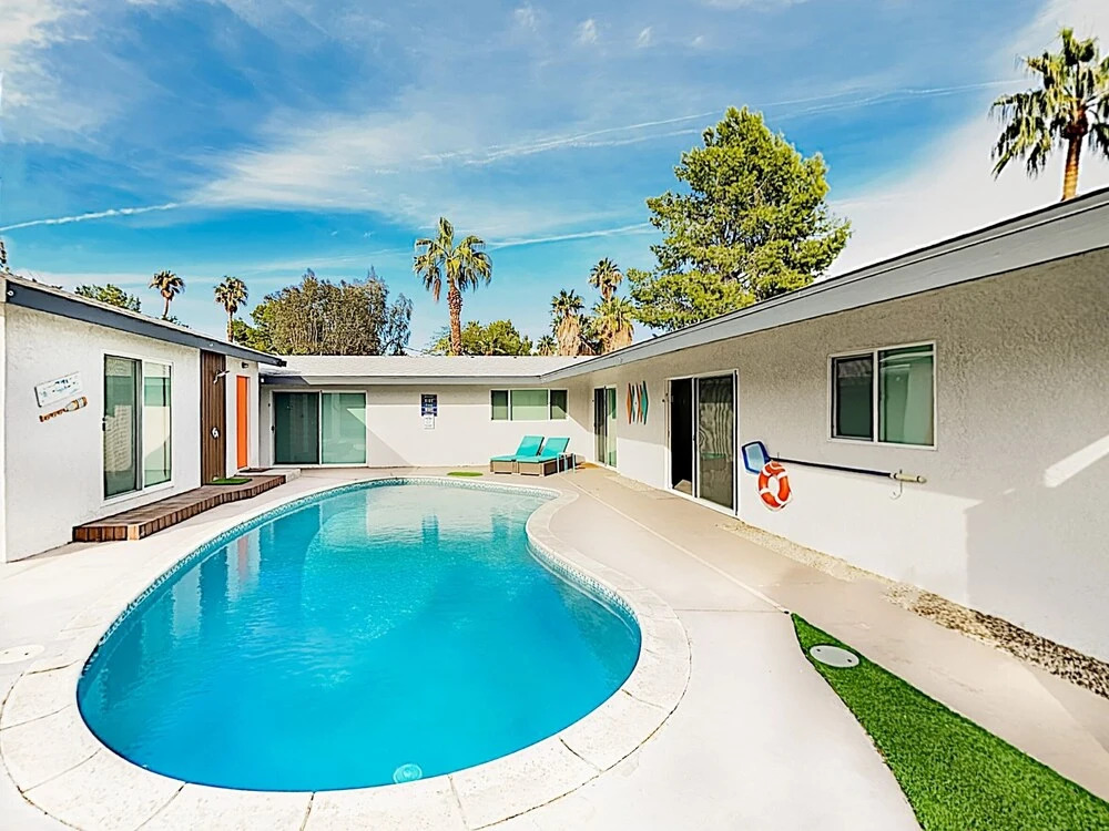 2393 Palm Springs - 3 Br Home