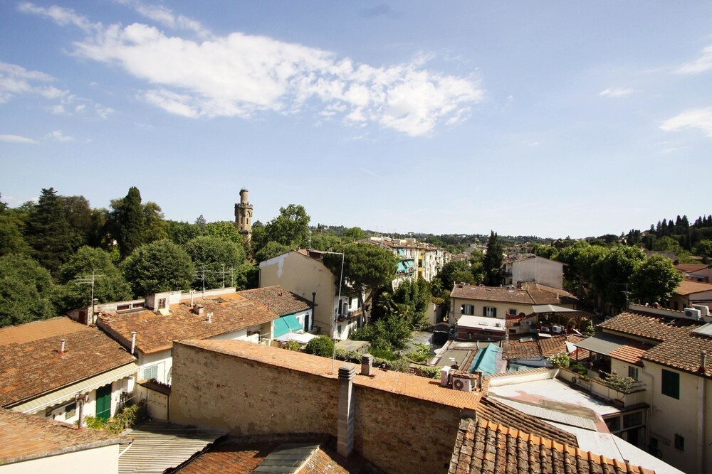 Beautifull terrace in Tasso square