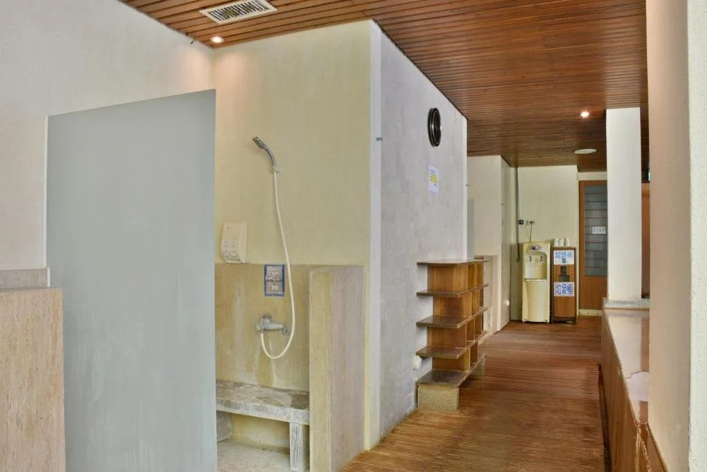 Honeymoon Hotel