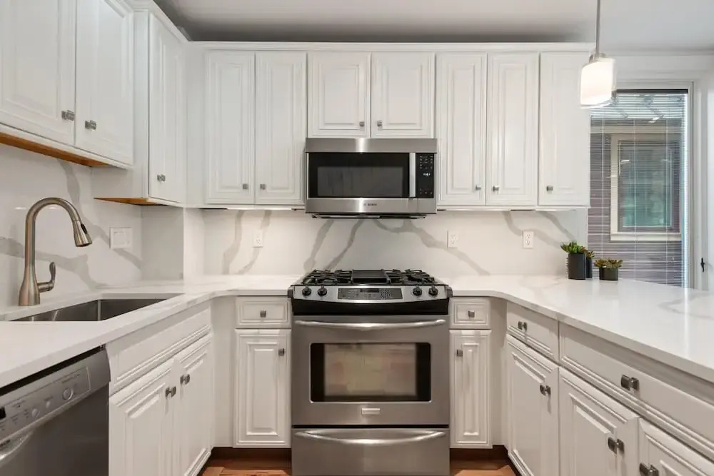 Aspen Eleve Serene 3BR Retreat With Hot Tub