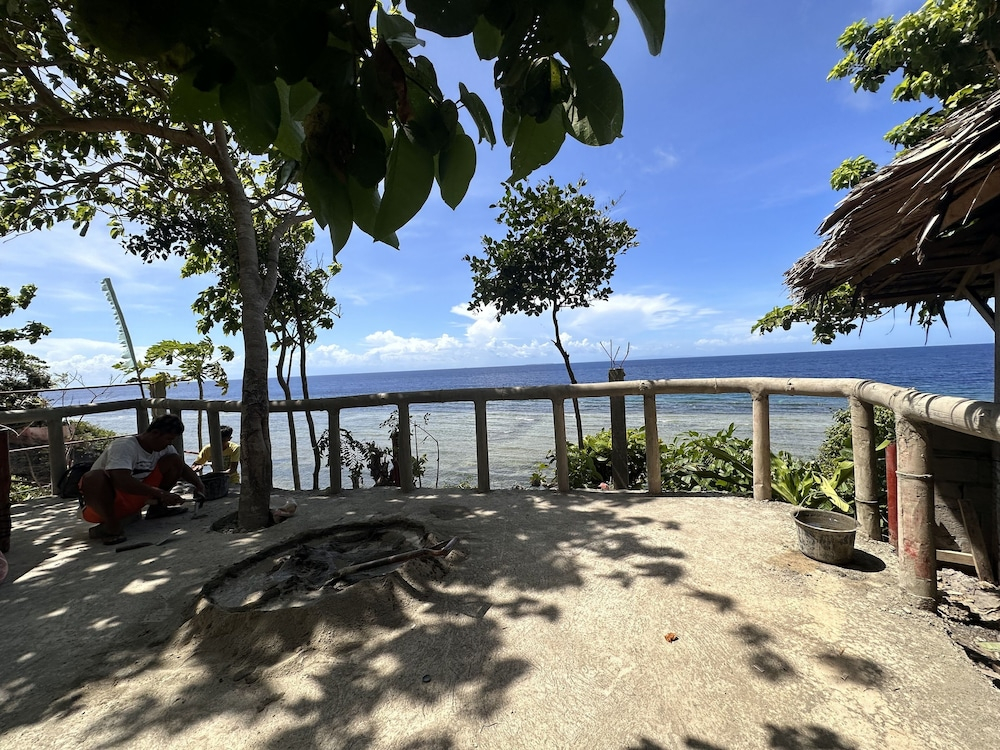 Gratum Beach Resort