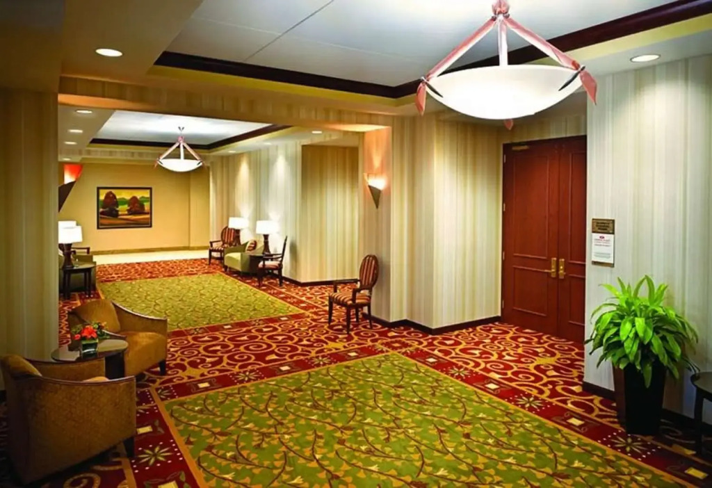 Sonesta Milwaukee West Wauwatosa