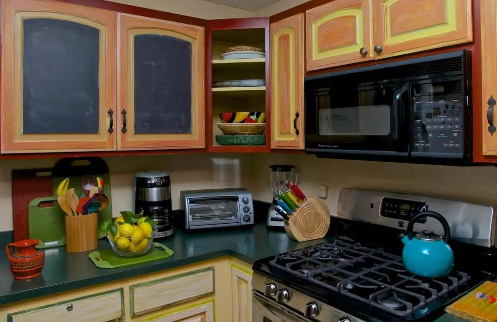 Two Room Inn
