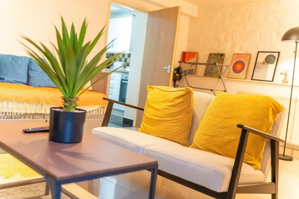Private 1Bd Flat Near Gloucester Docks