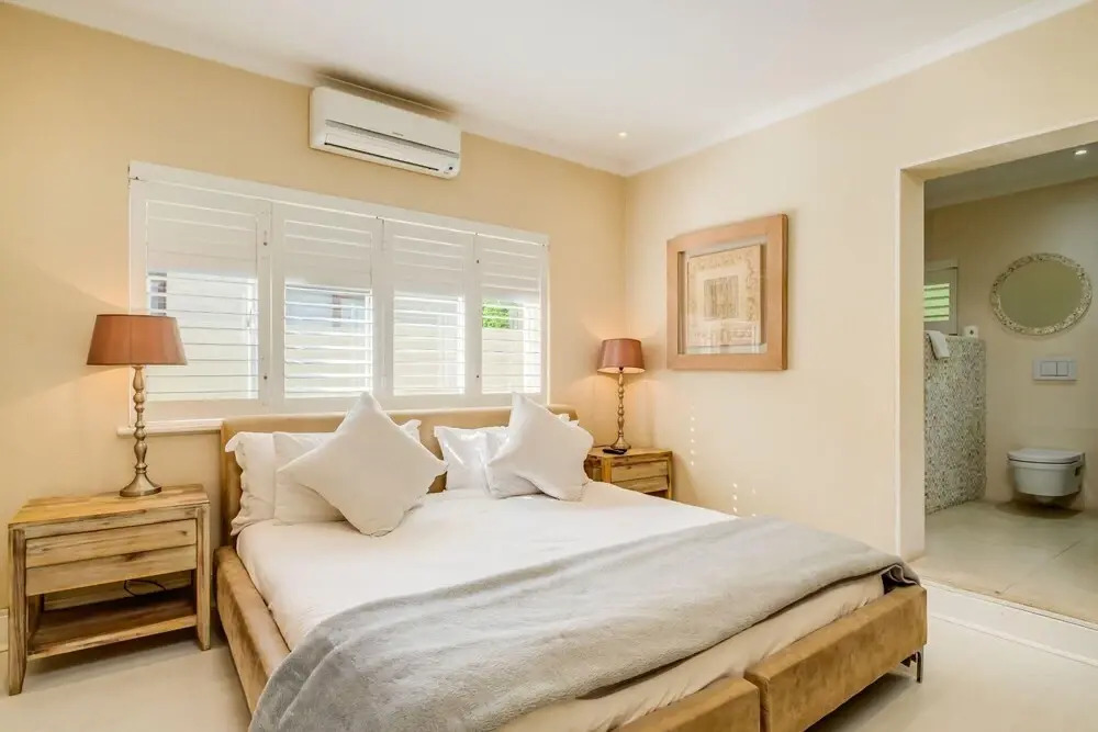 Beach-style Camps Bay Home With Pool and Garden Barbados