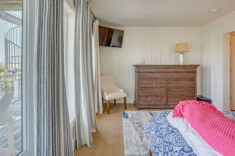 Holden Beach House w/ Boat Dock: Steps to Beach!
