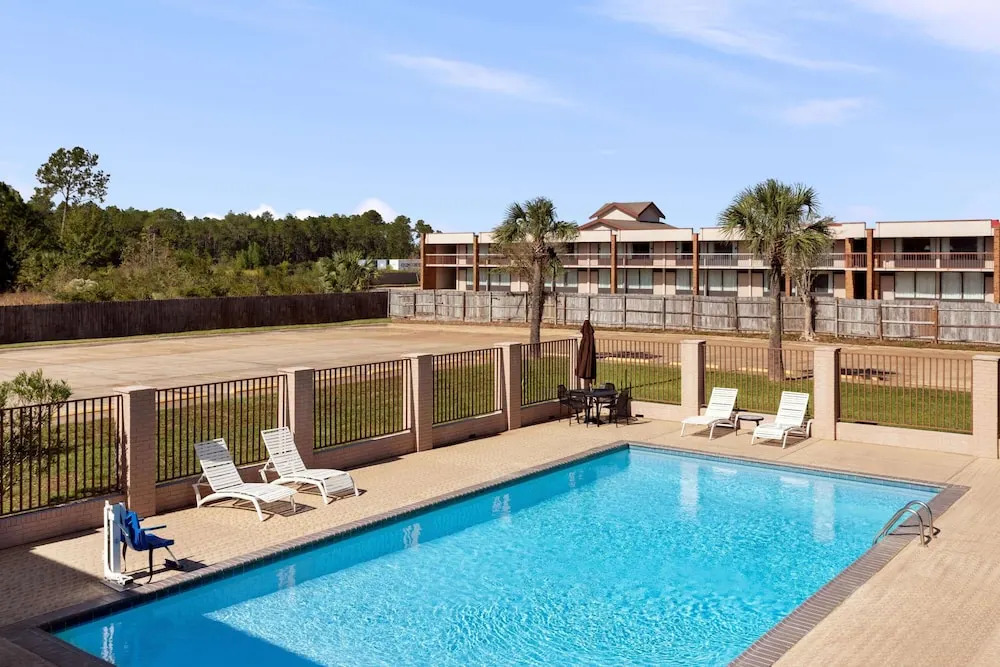 Americas Best Value Inn - Gulfport