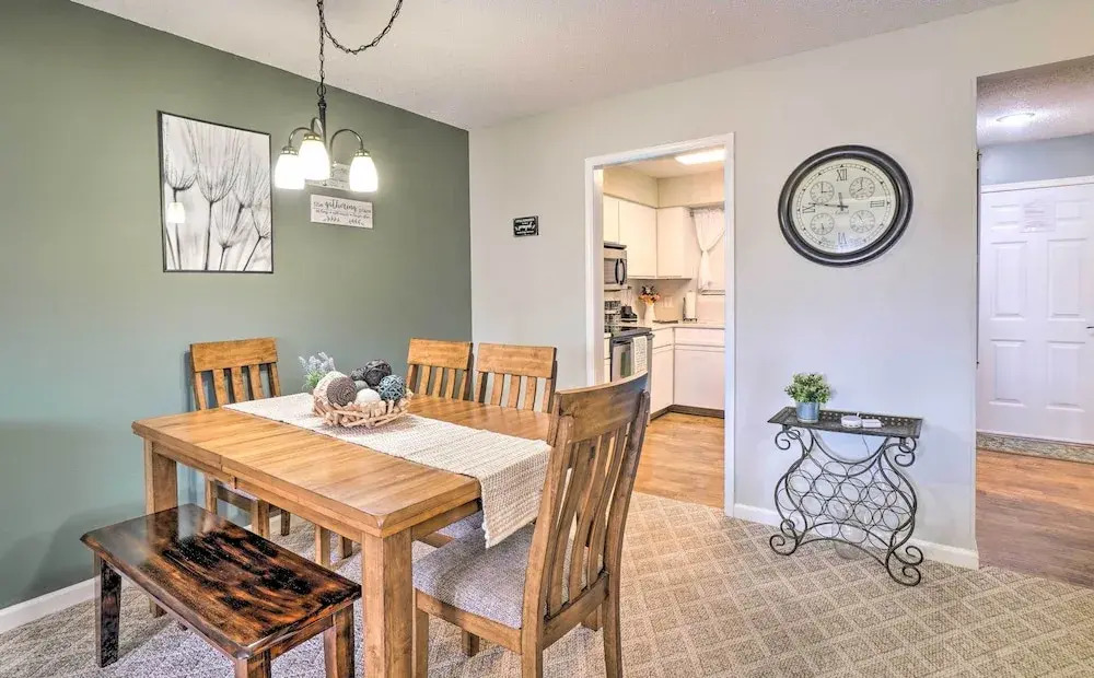 Resort Condo in Branson w/ Mountain & Lake Views!
