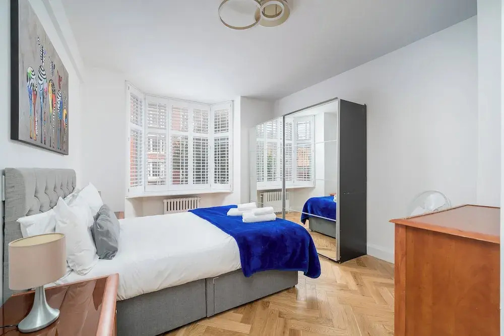 JOIVY 2-bed flat near Notting Hill