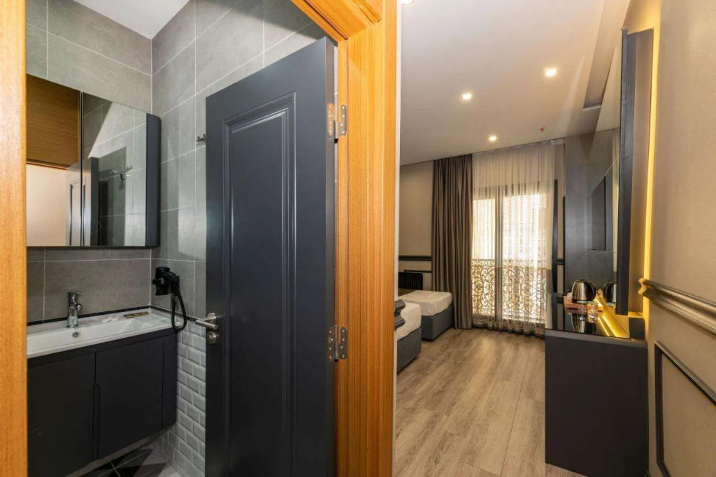 Confores Hotel