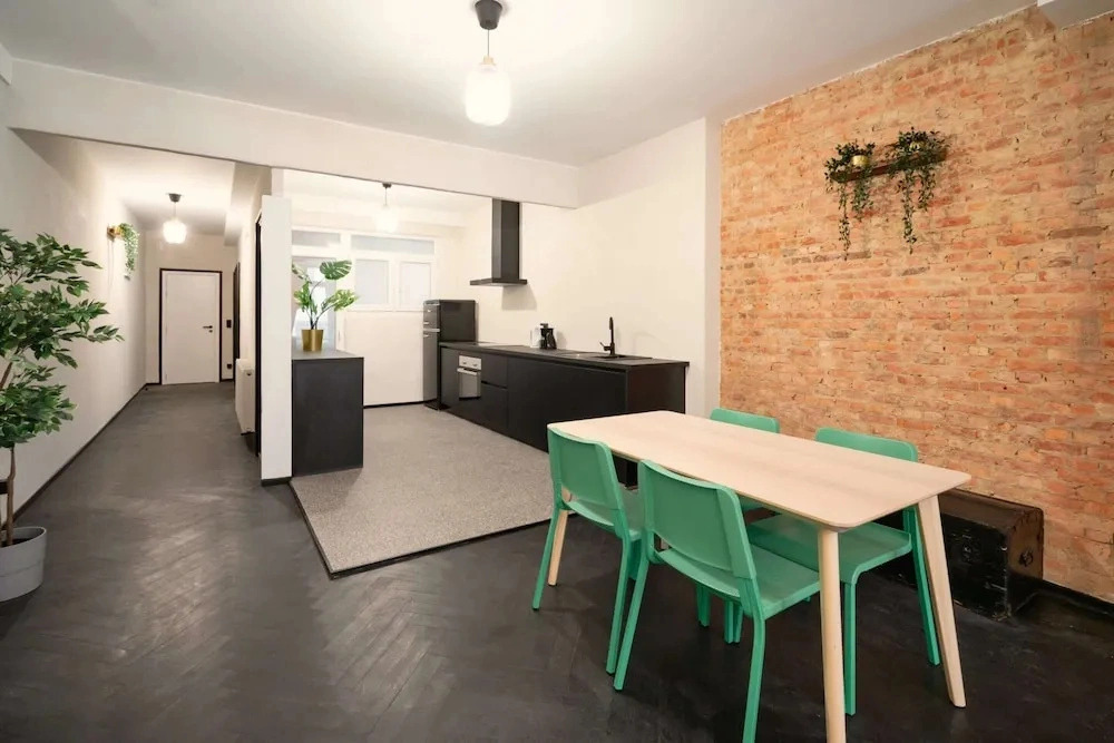 3BR City Center Stay - Antwerp
