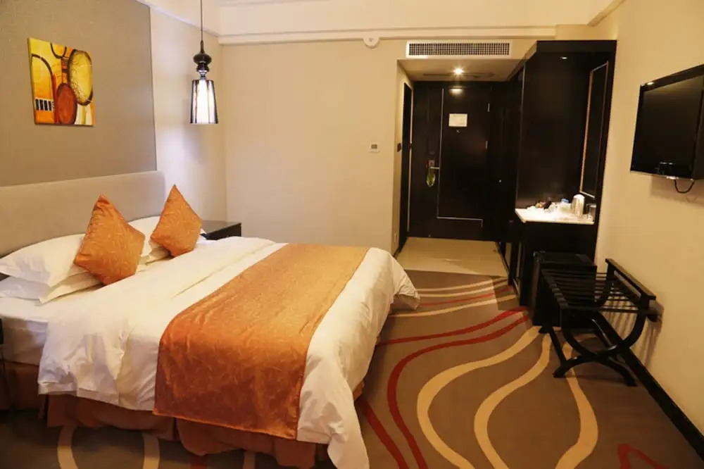 Peranc Hotel