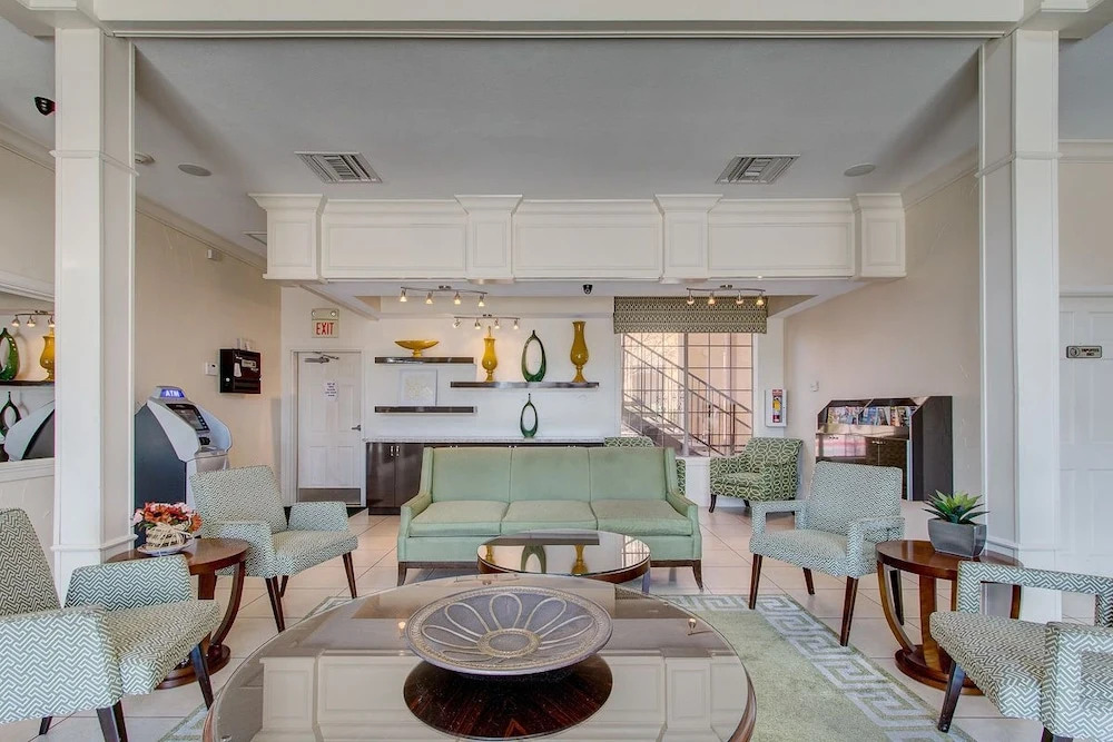 Emerald Suites South Las Vegas Boulevard