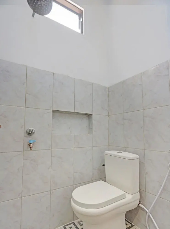 OYO 92524 dCost Homestay
