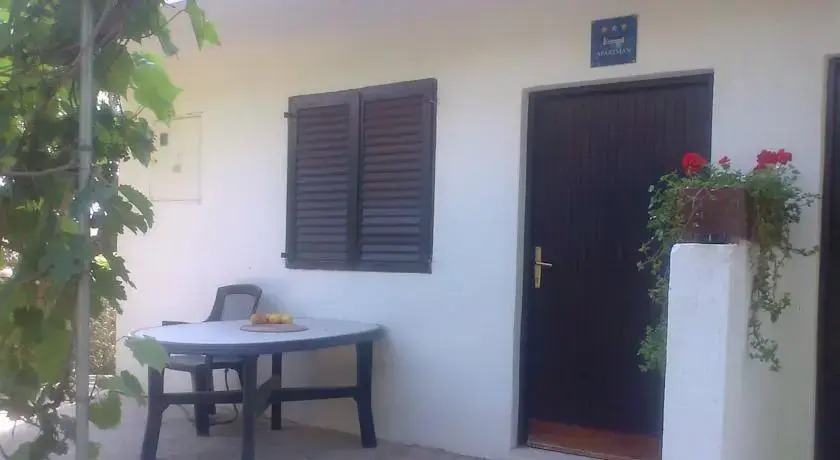 Anita Apartments