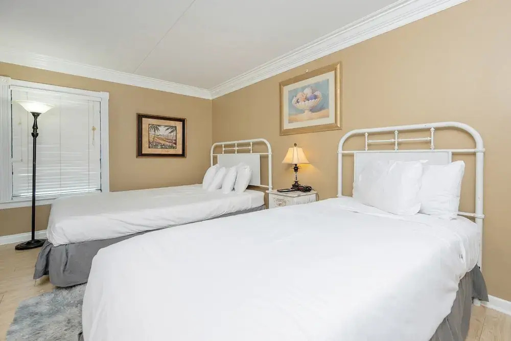 Island Winds East 501 3 Bedroom Condo