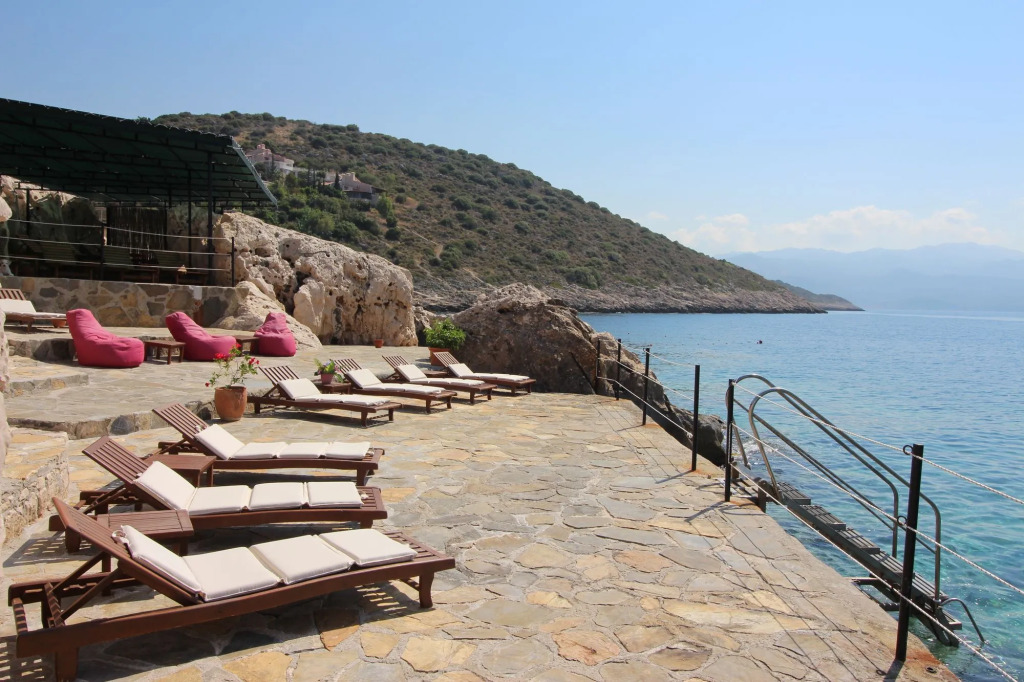 Hadrian Hotel