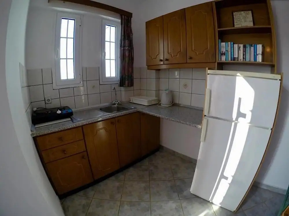 Villa Spiros II Apartments & Studios 50m From Center 300m From Laganas Beach Ideal For Families And Groups