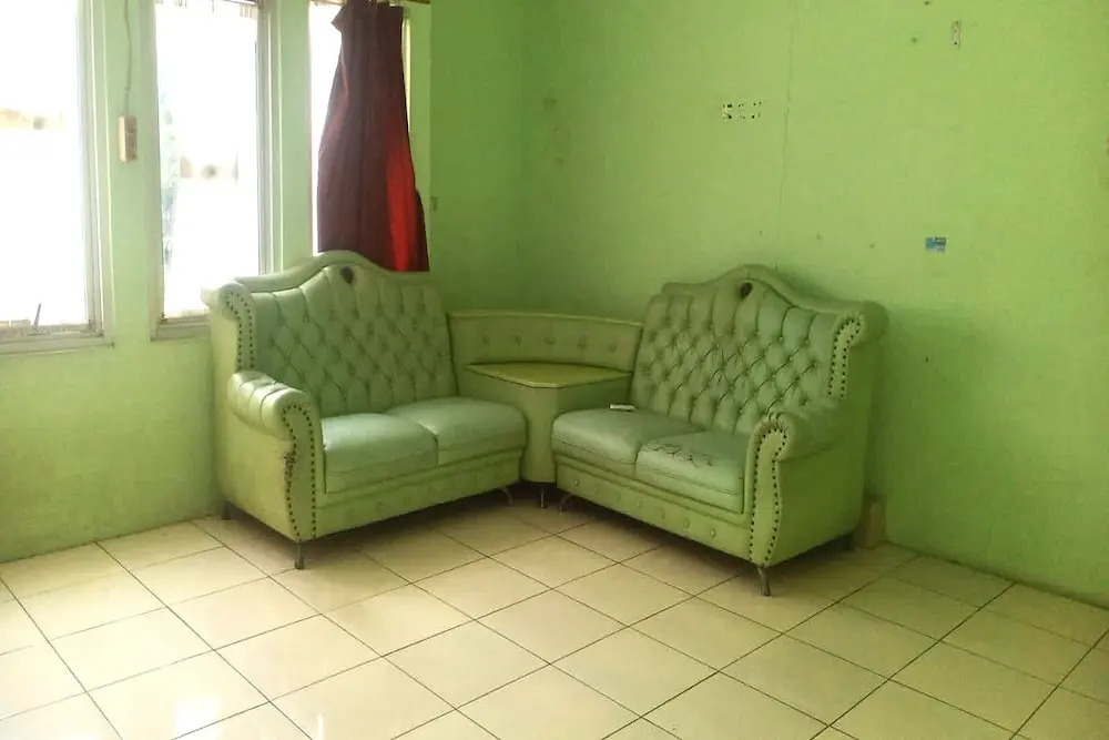 Aryani Suites Syariah By Zuzu