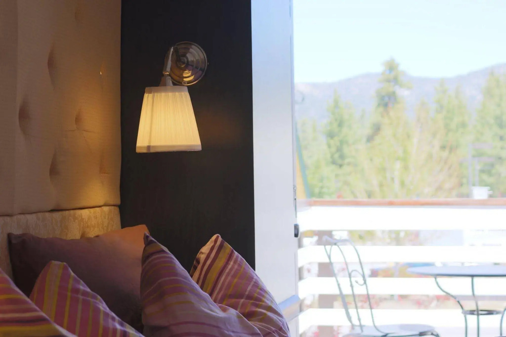 Big Bear Spa Suites